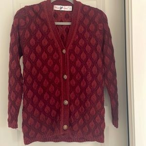 Preview Scotland sweater, size large burgundy